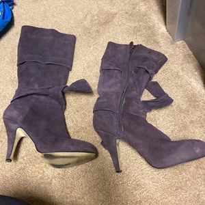 Joan and David Size 7.5 purple suede boots
